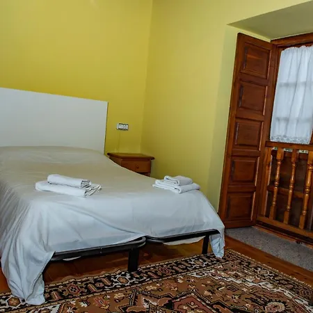 Holiday home Casa Rural Alegrias Malleza